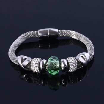 Bransoletka B397 srebrna, magnetyczna j.zielony kryształ